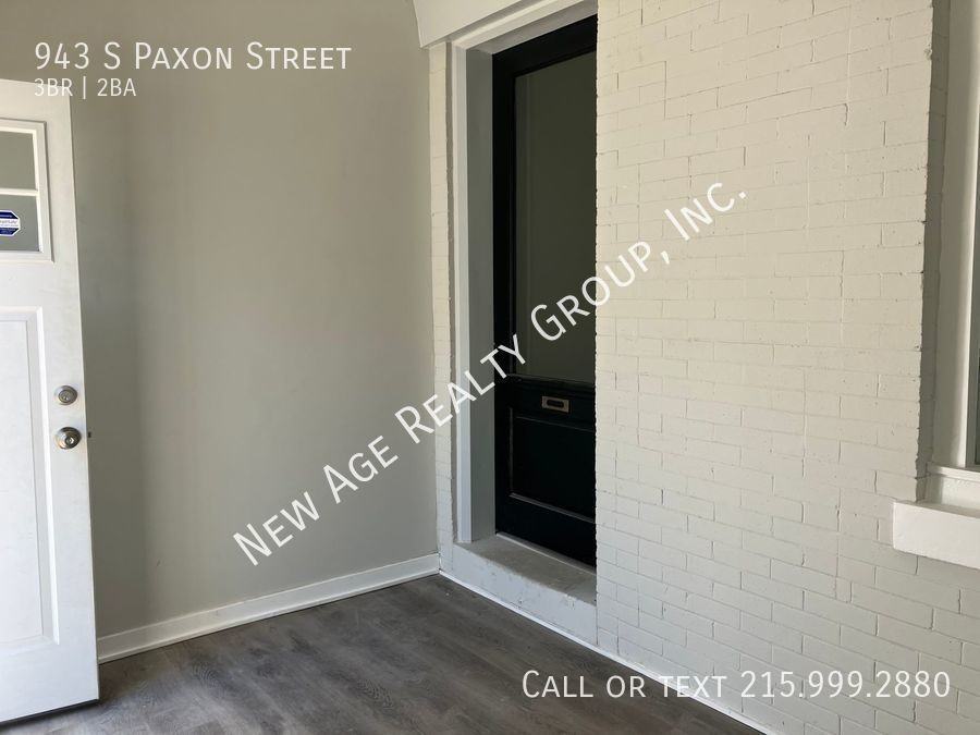 943 S Paxon St - Photo 2 of 41