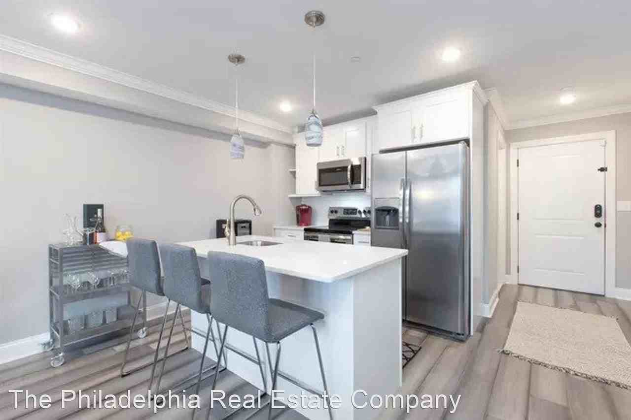 3414 W. Commissioner St - Photo 3 of 5