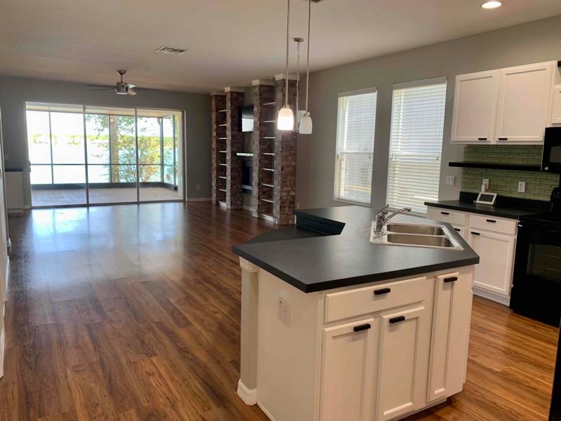 573 Juniper Springs Dr - Photo 3 of 40