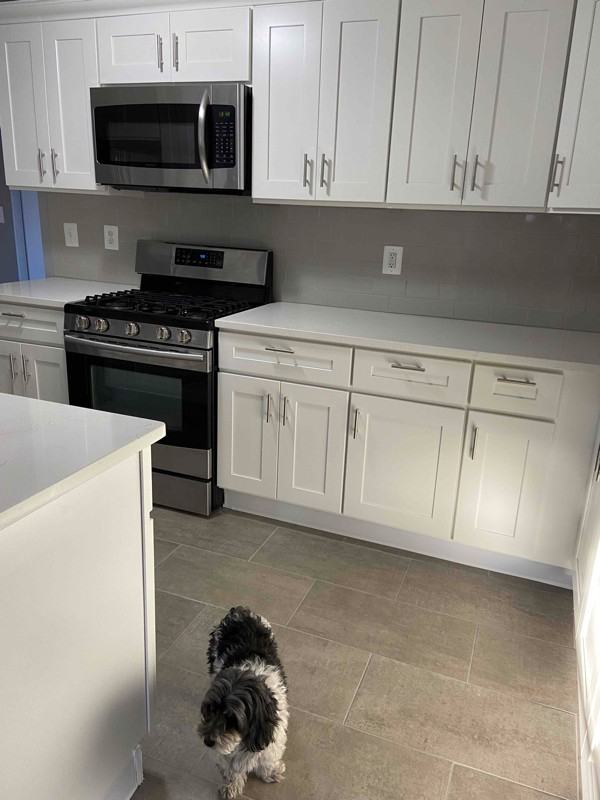 4 Hooker Ave #A - Photo 6 of 10