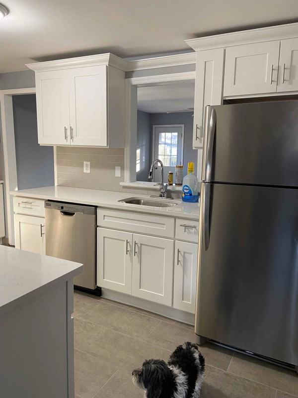 4 Hooker Ave #A - Photo 7 of 10