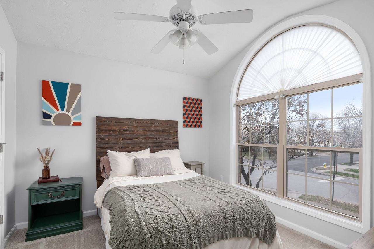 2901 Trailwood Ln - Photo 3 of 13