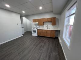featured image of 731 Main St Frnt