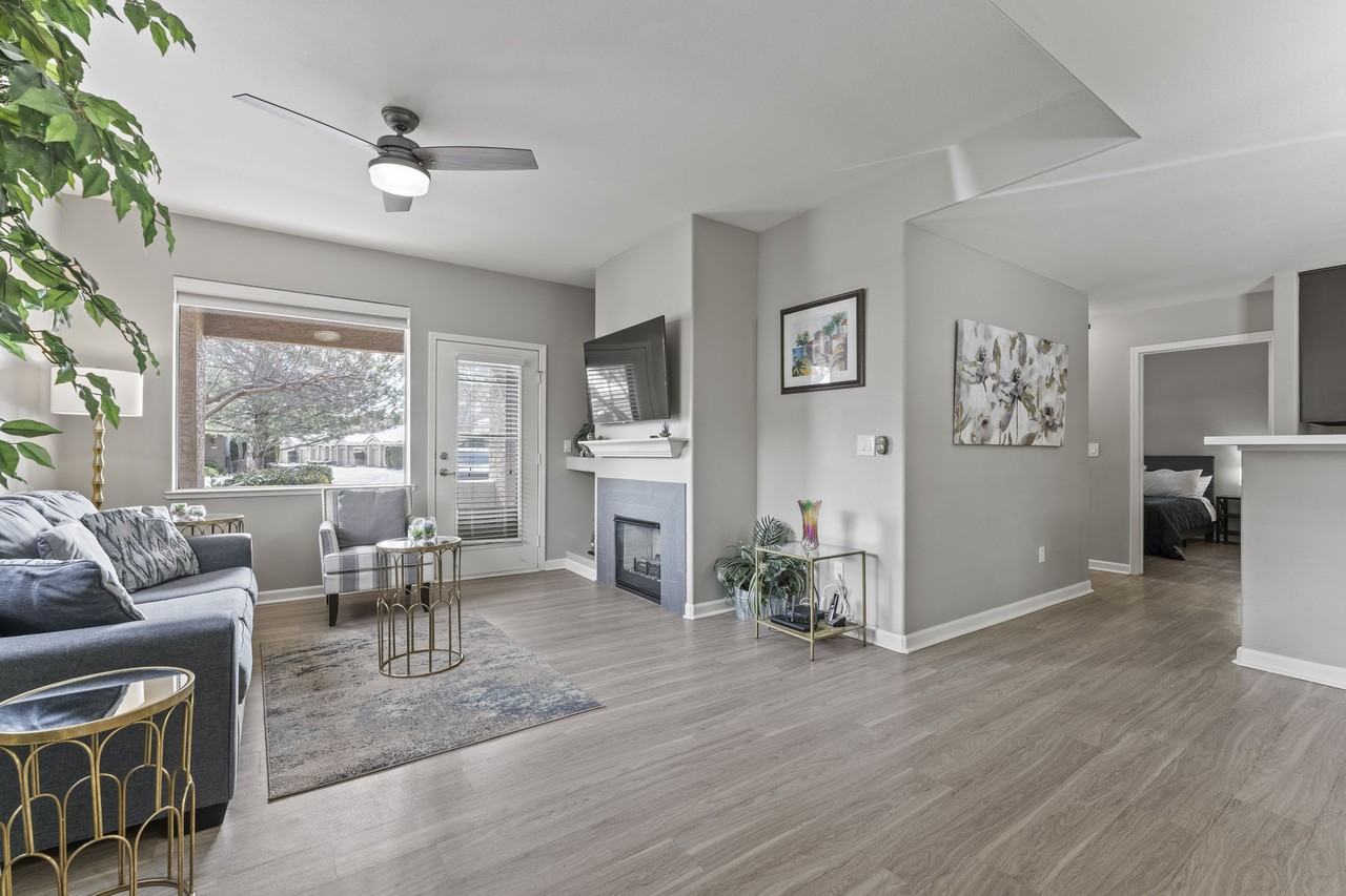 900 S Meadows Pkwy #1 - Photo 3 of 48