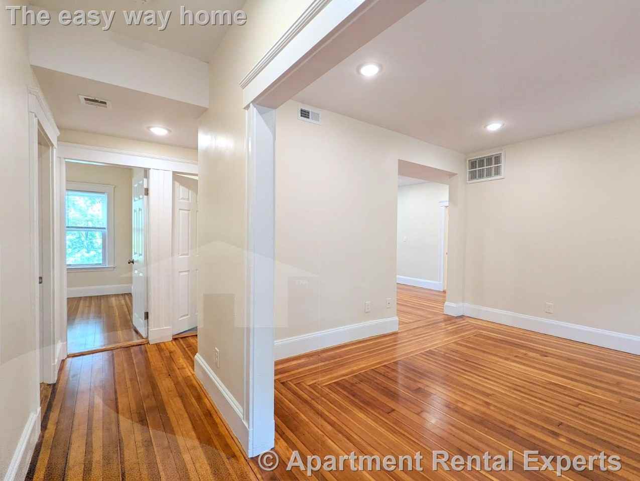 8 Lowell Cir #2 - Photo 4 of 23