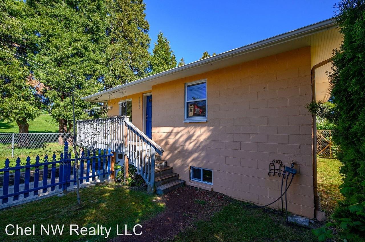 4400 S Webster St - Photo 2 of 31