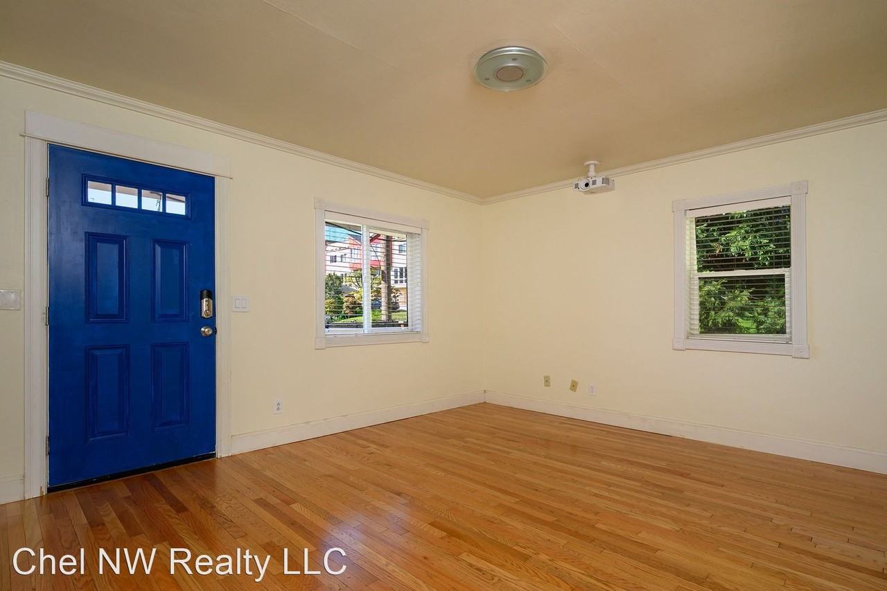 4400 S Webster St - Photo 3 of 31