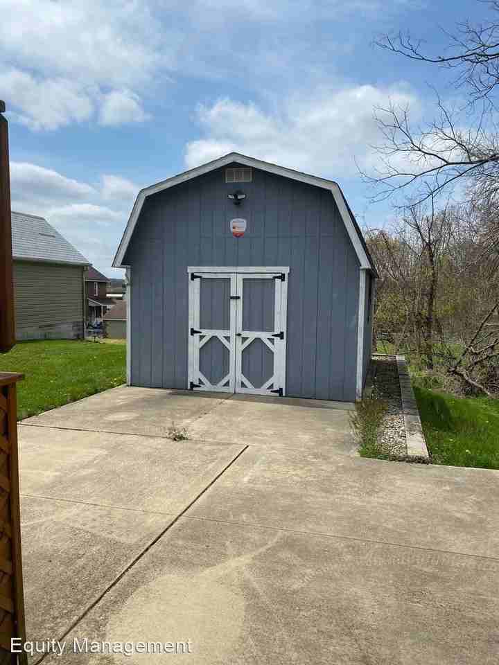 914 Washington Ave - Photo 3 of 15