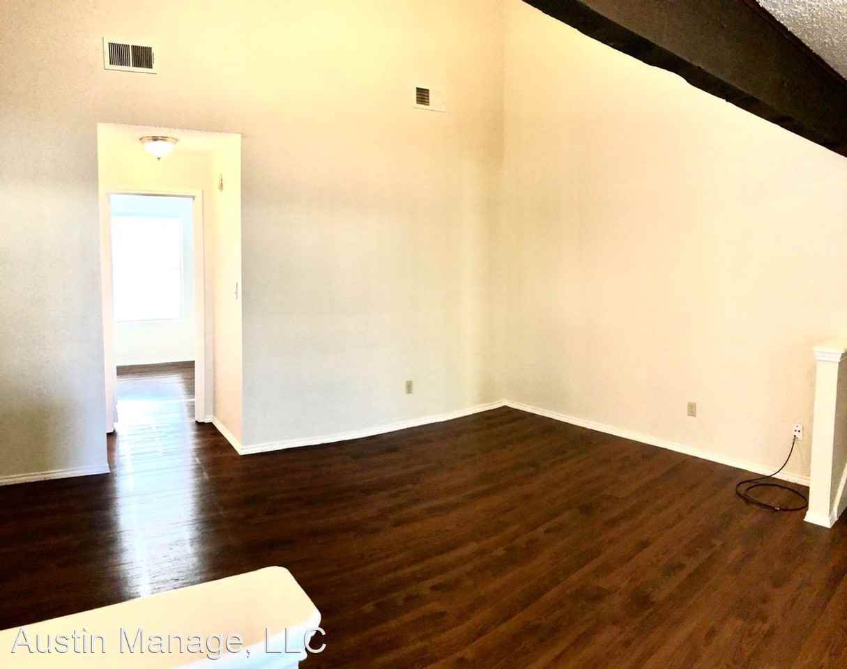 1701 1701 Horseshoe Cir.  - 1701 Horseshoe - Photo 3 of 15