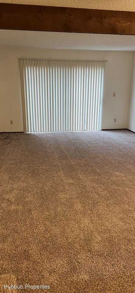 1133 Lancers Lane - Photo 2 of 9