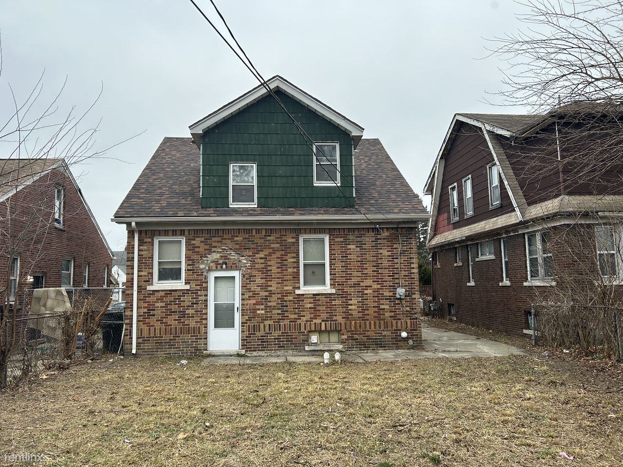 11227 College St - Photo 2 of 7