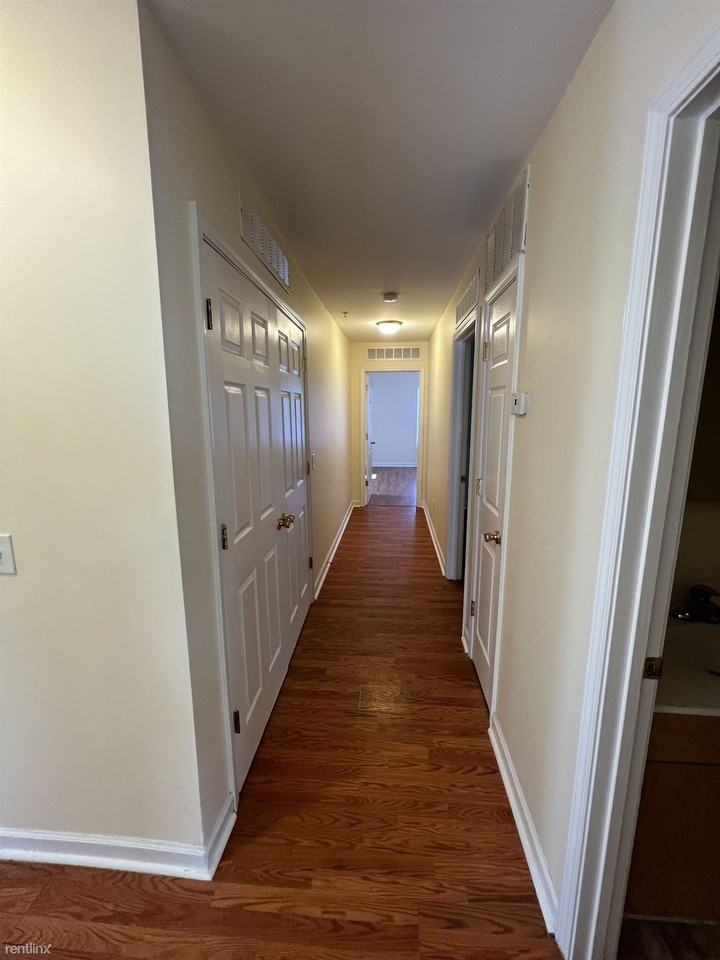 1612 Cherry St - Photo 3 of 25