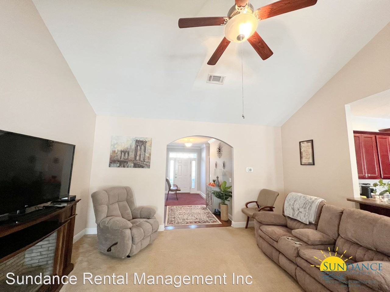 763 Lime Ln - Photo 3 of 27