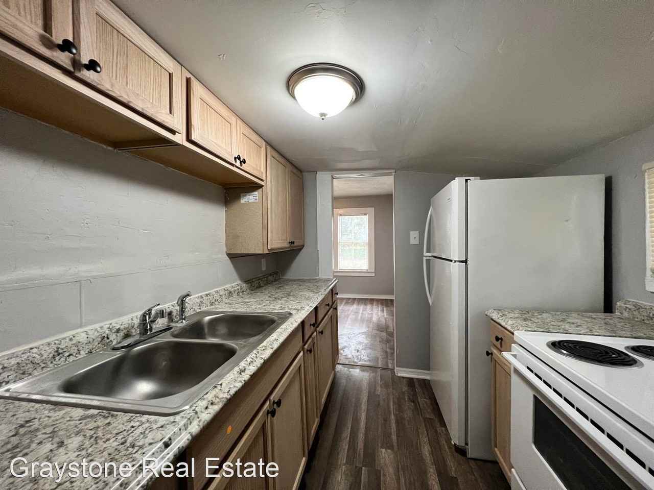 5433 Leaming Ave - Photo 3 of 11