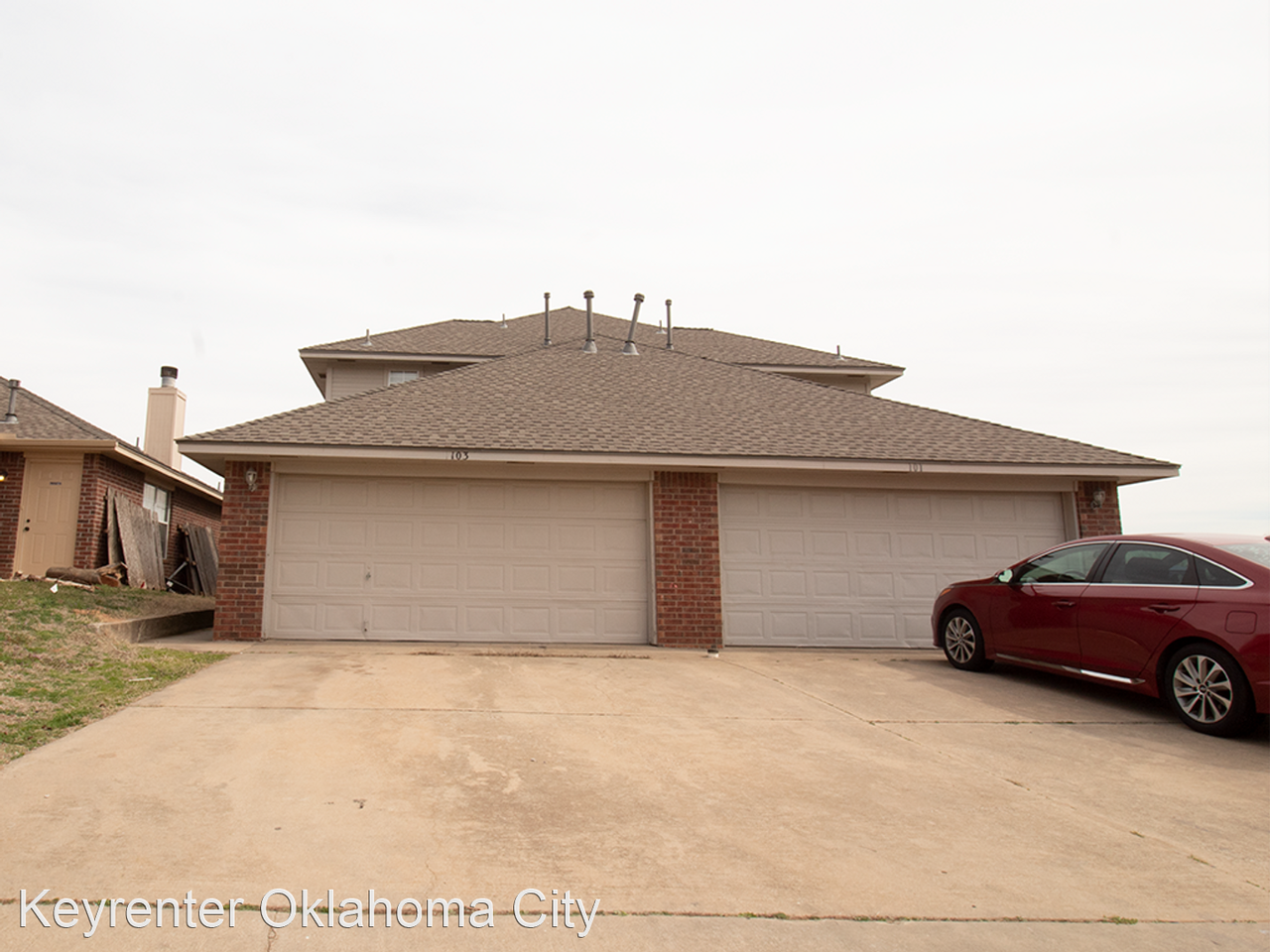 102 Harvard Rd - Photo 2 of 13