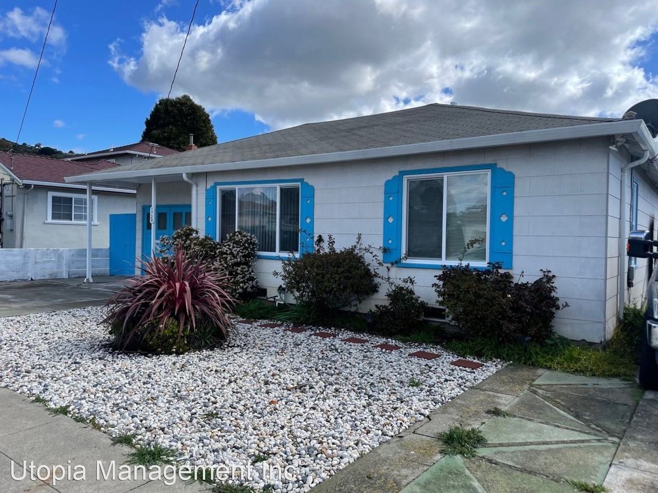 1720 142nd Ave - Photo 2 of 22