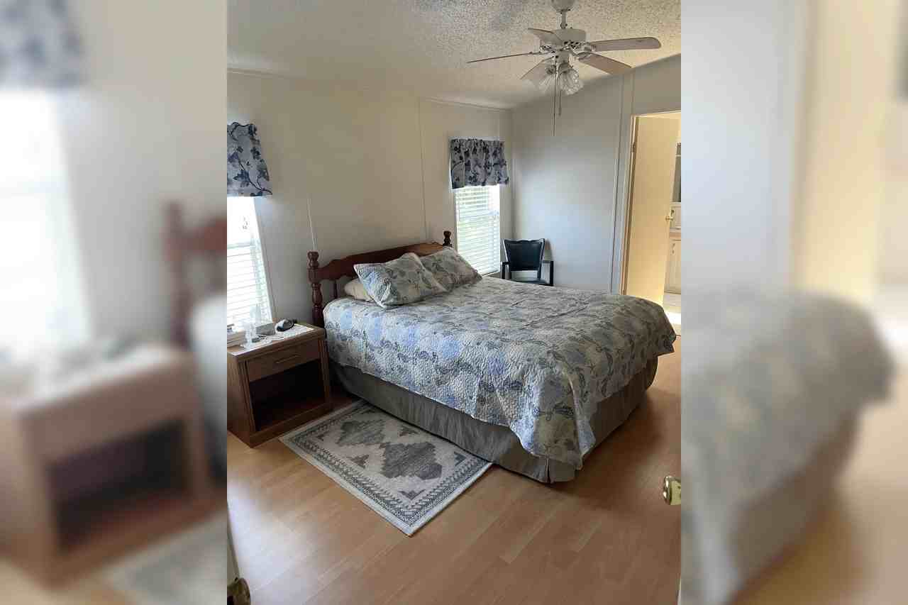 740 Gladiola Dr - Photo 2 of 20