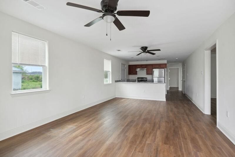 3238 Metropolitan St - Photo 3 of 12