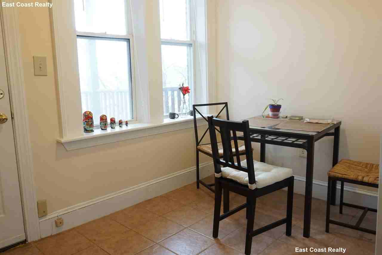 48 Cummings Rd #3 - Photo 6 of 31