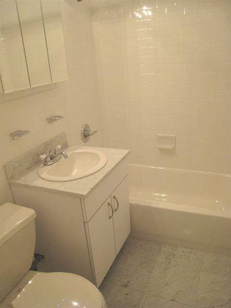165 E 35th St - Photo 2 of 5