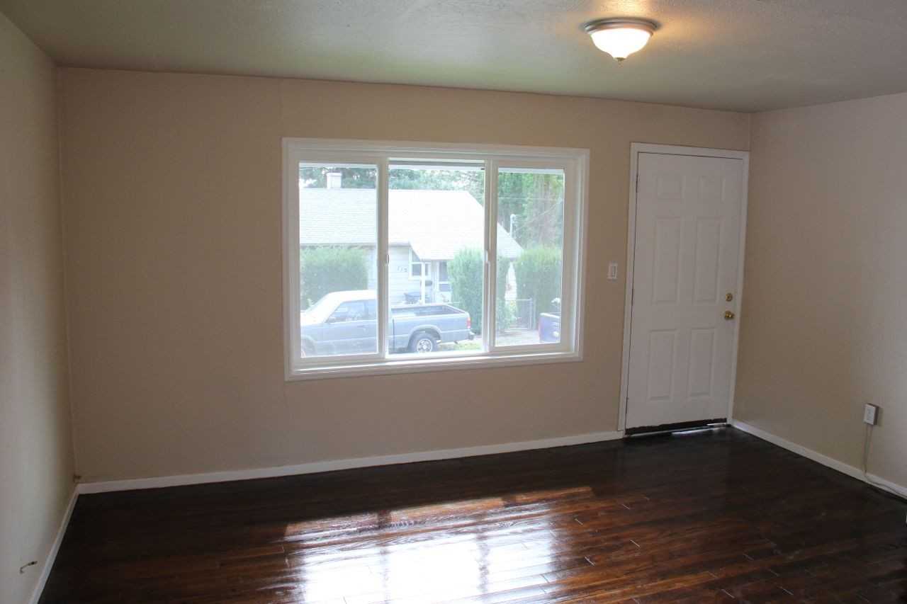 116 Acorn St #116 - Photo 2 of 13