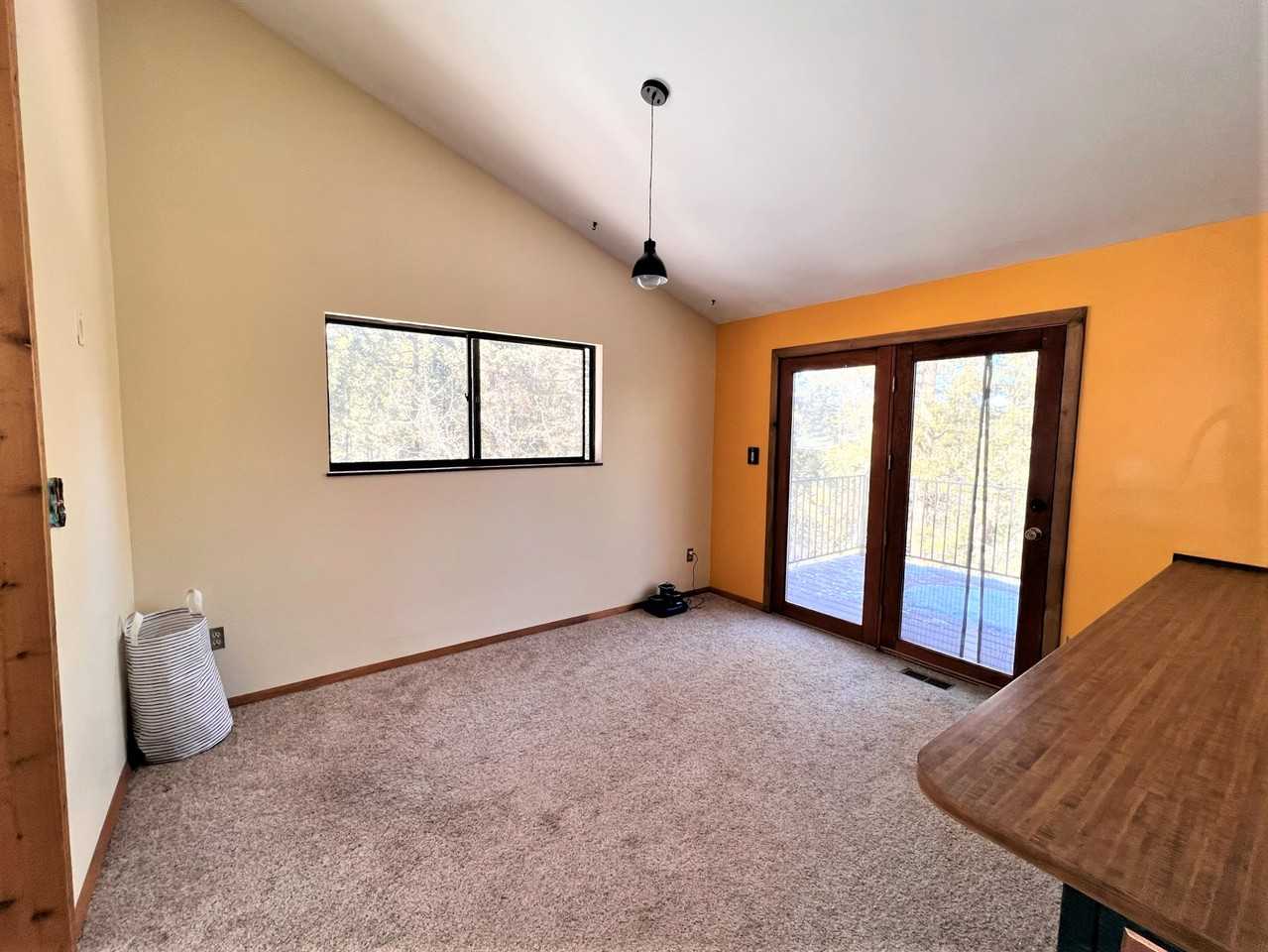 1576 Burland Dr #1 - Photo 3 of 20