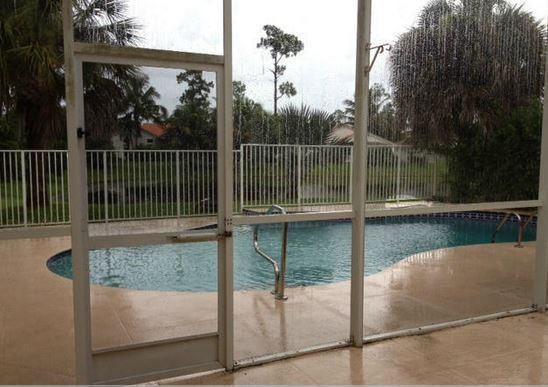 15775 Cypress Creek Ln - Photo 2 of 6