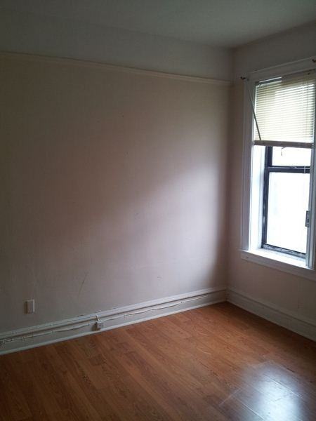 61st St-Sunset Park-Listing ID 145975 - Photo 2 of 3