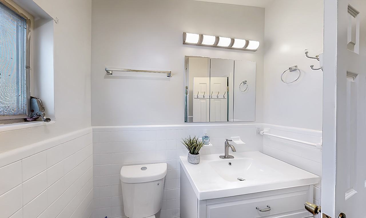 Merlin Way - Photo 2 of 13