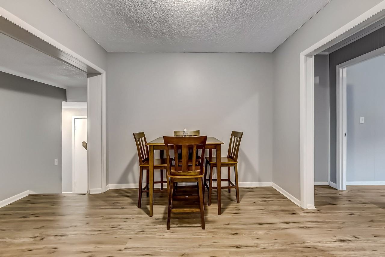 Beth Ann Ter - Photo 5 of 11