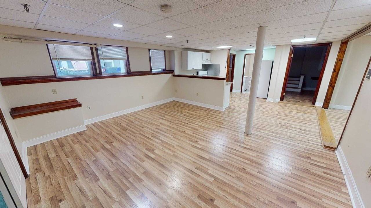 Commonwealth Ave - Photo 4 of 13