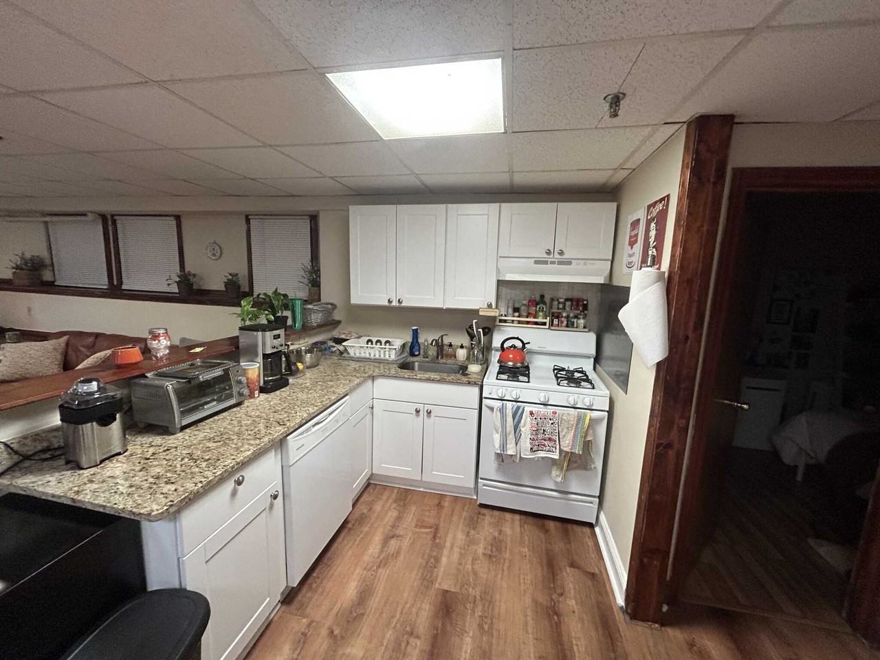 Commonwealth Ave - Photo 6 of 13