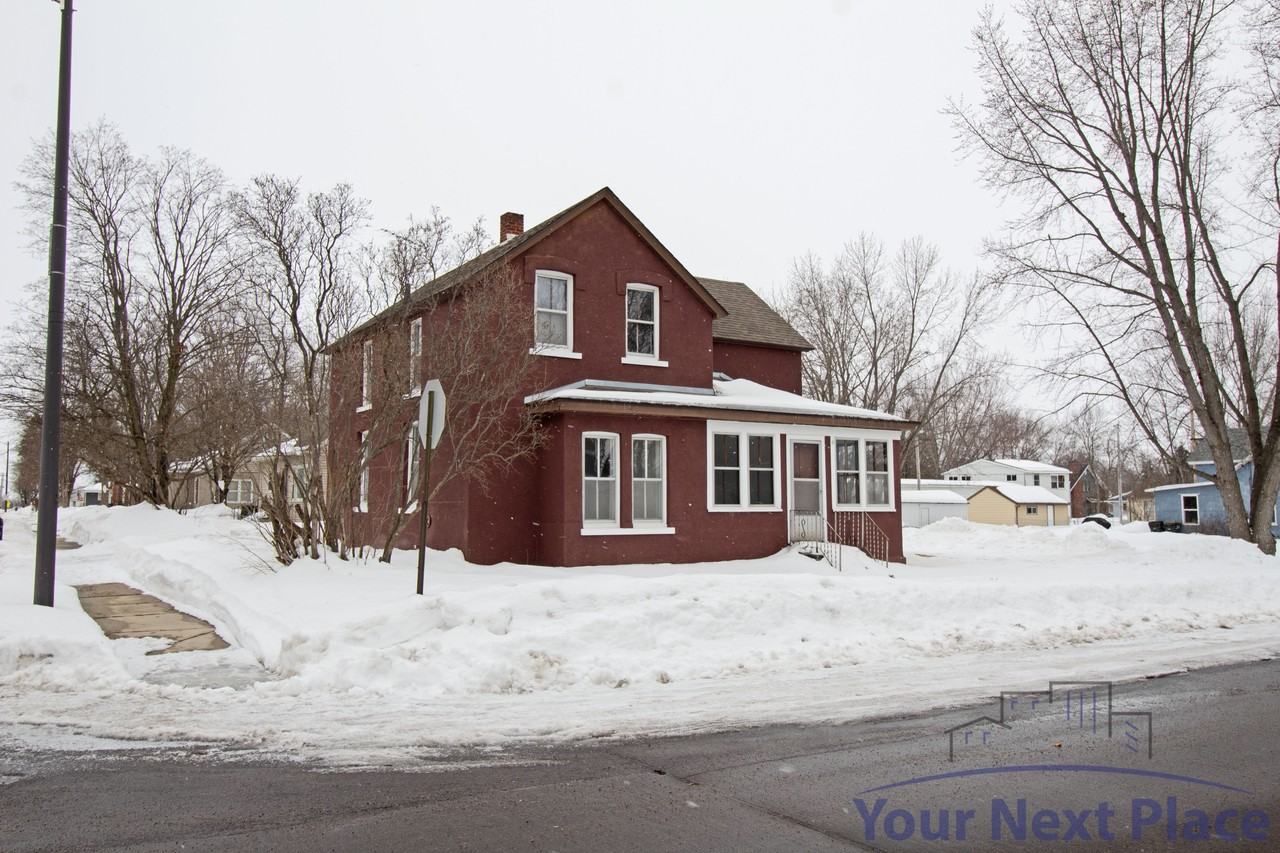 17 1st Street Southwest - Photo 2 of 30