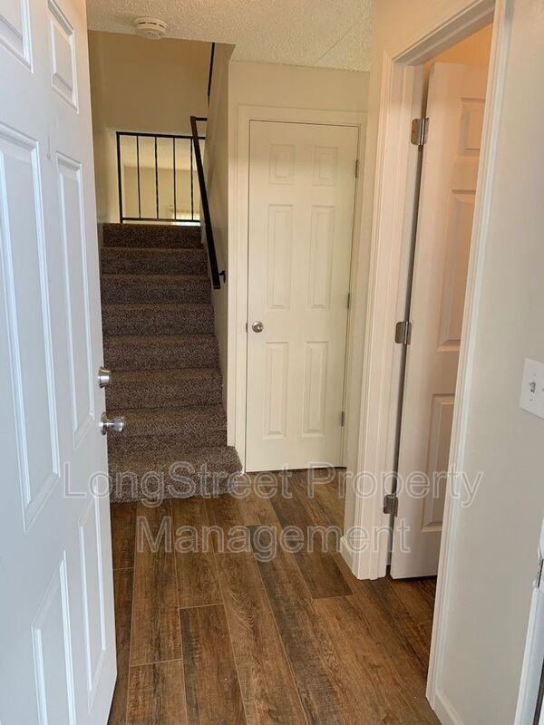 3161 N Shore Dr Se #4 - Photo 3 of 20