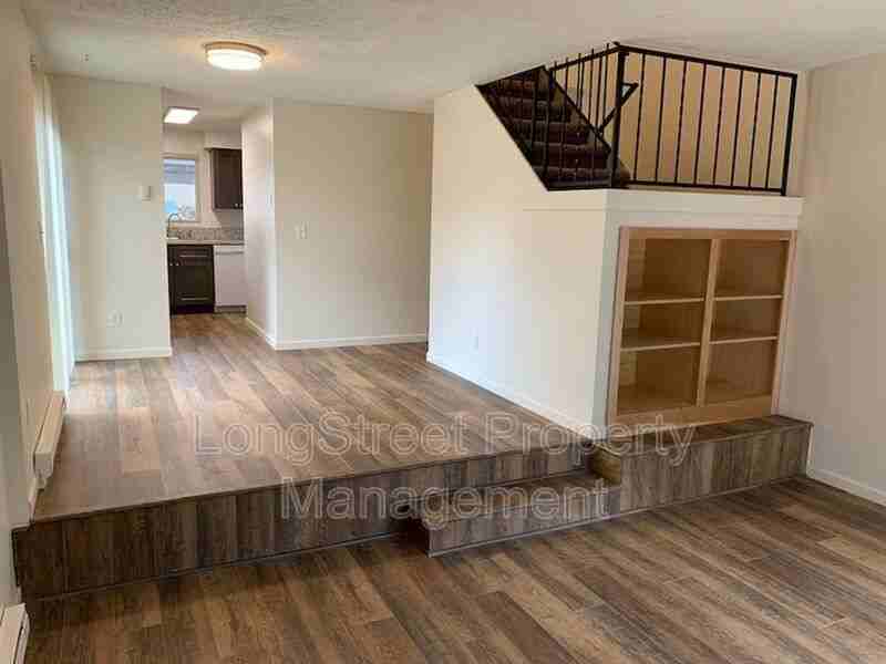 3161 N Shore Dr Se #4 - Photo 7 of 20