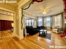featured image of Euston St #3