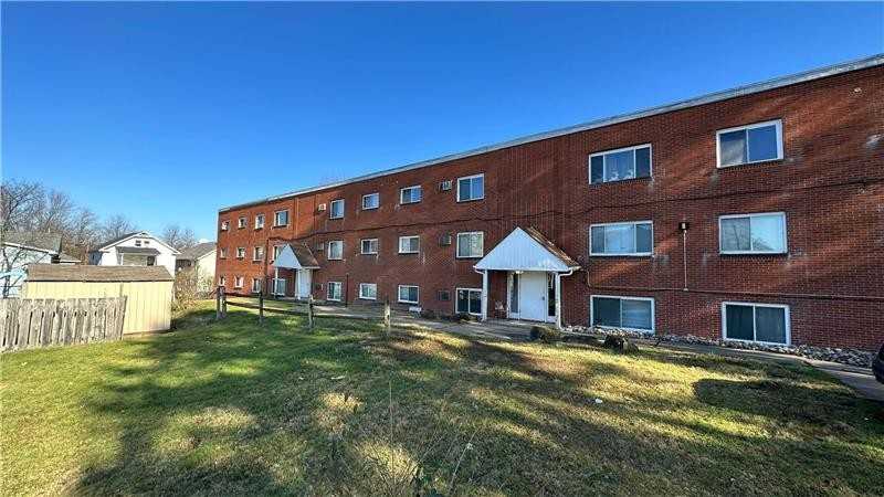 770 Brady Ave #14