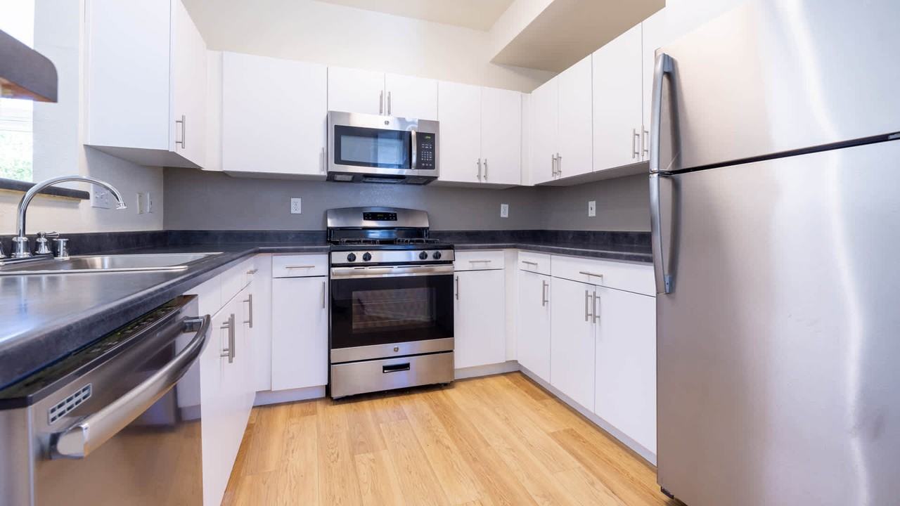 Centre Club - Photo 6 of 33