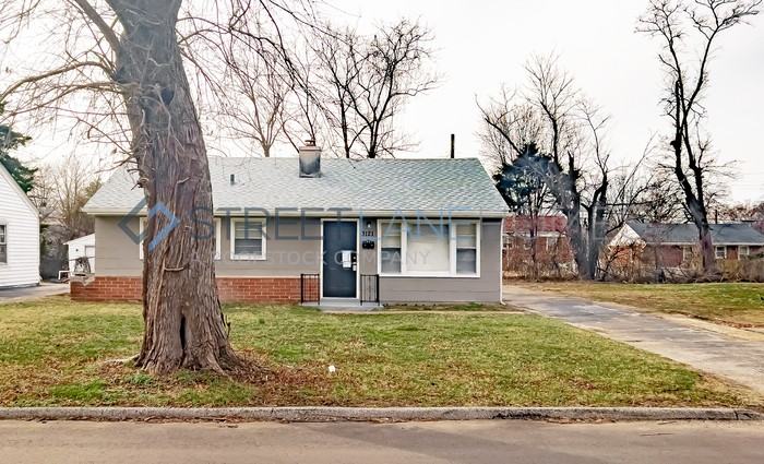 3121 Rex Ave - Photo 3 of 17