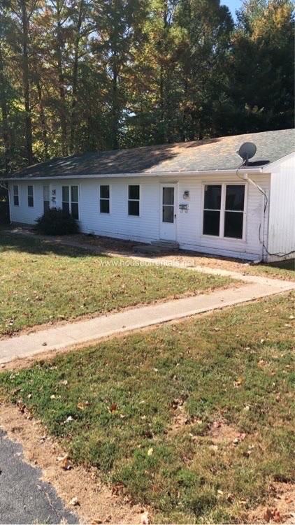 117 N Olive St - Photo 7 of 8