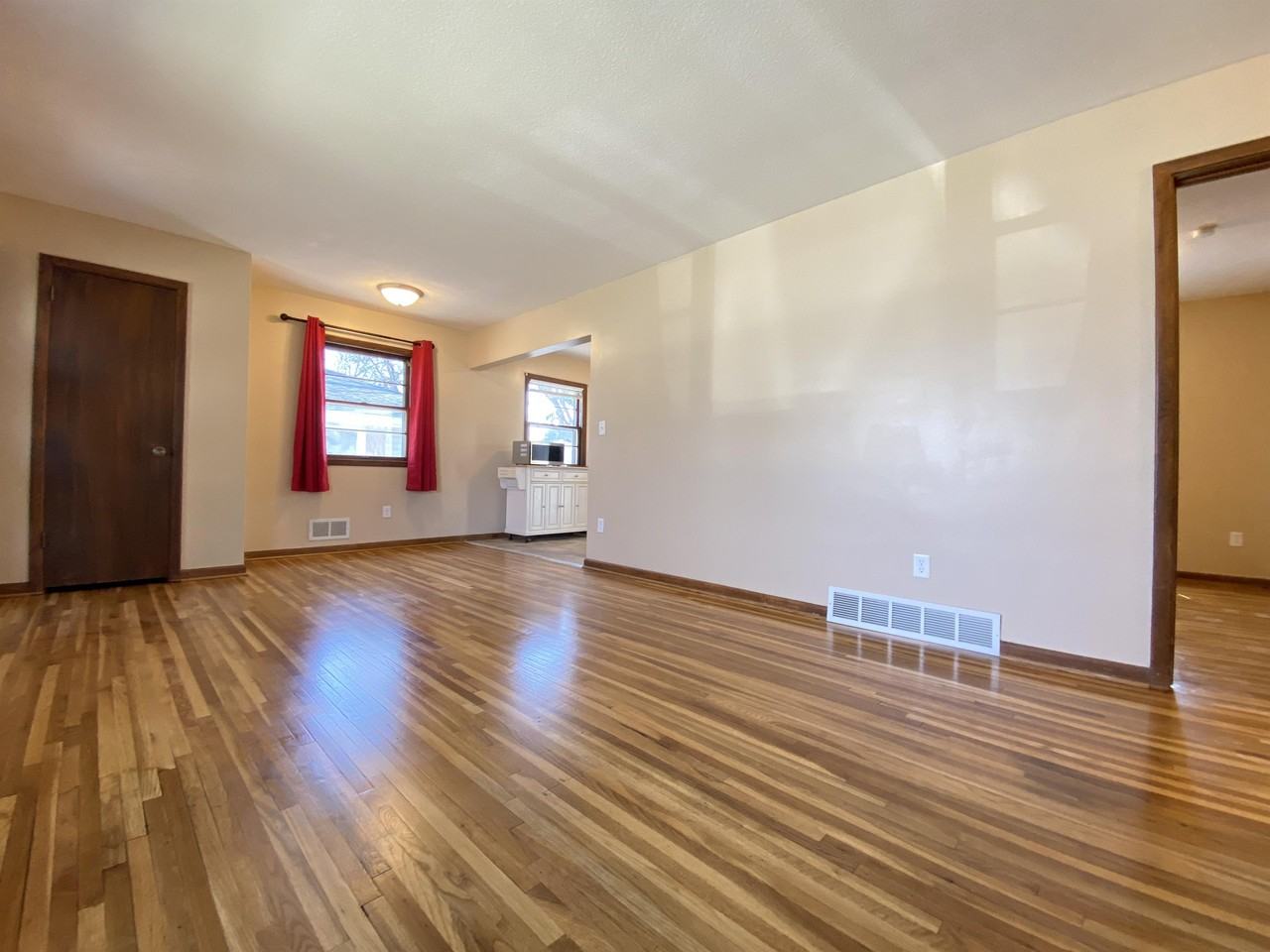 1460 26th St Nw #1 - Photo 7 of 19