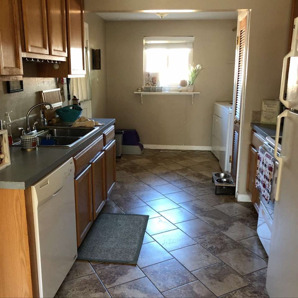 1920 & 1922 Clearview Avenue - 1922 #1922 - Photo 7 of 12