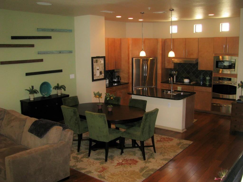 1203 Beaconsfield Ln #207 - Photo 2 of 5