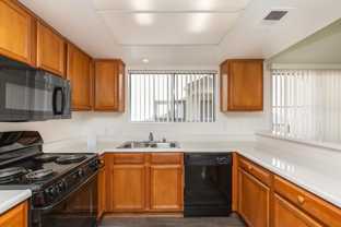 810 N Loara St - Photo 1 of 1