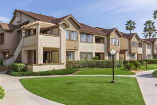 810 North Loara Street - Photo 1 of 1