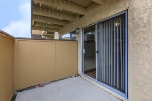 301 W Vineyard Ave - Photo 1 of 1