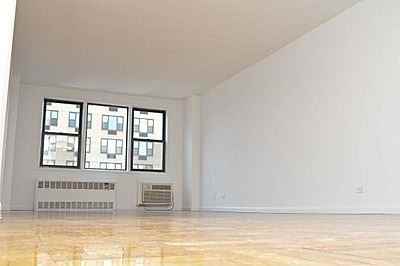 178 E 70th St - Photo 3 of 4