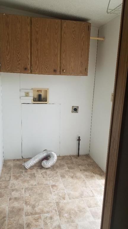 318 S East St - Photo 2 of 15