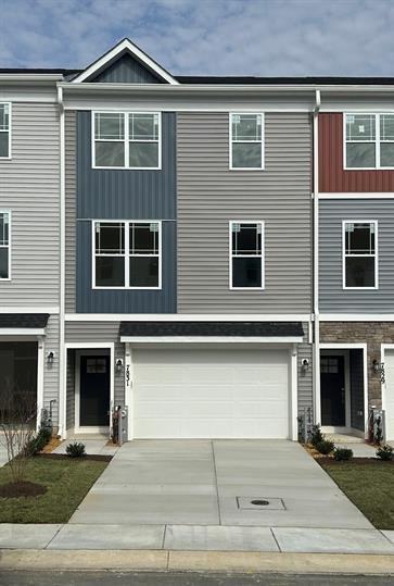 7831 Wolf Run Ln - Photo 3 of 18