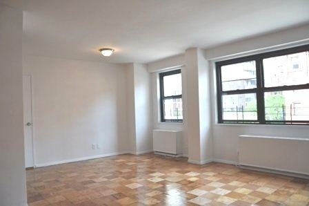 401 E 88th St - Photo 2 of 4